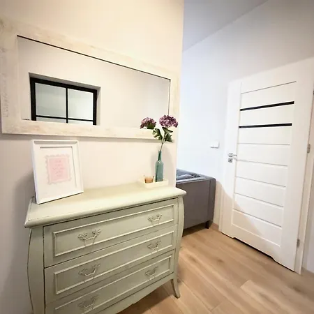 Appartement Komfortowy Self Check-in 3 Sypialnie & 2 Miejsca Parkingowe Poznań