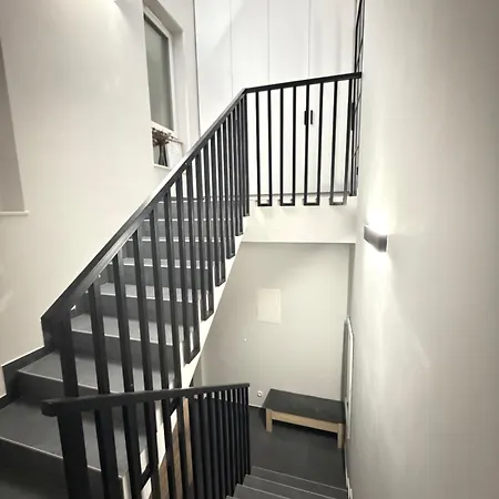 Апартаменты Komfortowy Podolany 3 Sypialnie & 2 Miejsca Parkingowe Познань